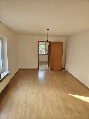 Geräumiges 6-Zimmer Reihenhaus in Rottenburg am Neckar
