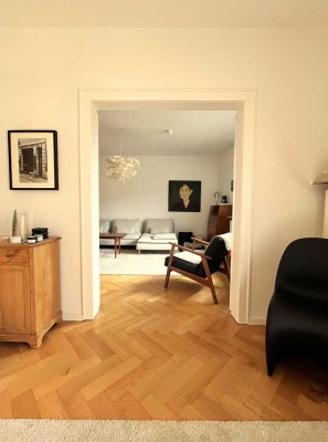 Freiwerdende, charmante Altbauwohnung in modernisiertem 3-Familienhaus zentral in Handschuhsheim