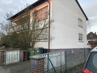 Versteigerung einer Wohnung nebst Garage