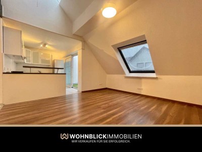 **Helle 2,5 -Zimmer Maisonettewohnung mit Balkon und charmantem Dachgeschoss**