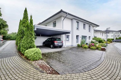 Neuwertig und Modern,  fernab vom Fahrzeuglärm.