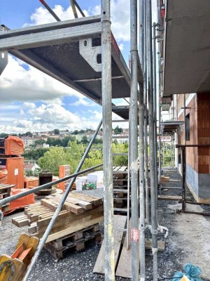 ERSTBEZUG - energieeffiziente 4-Zimmer-Wohnung mit Balkon!