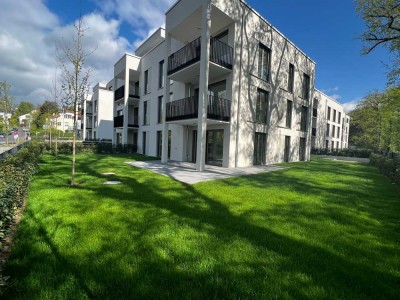 Exklusive 3-Zimmer Wohnung (129qm) mit großem Garten (330qm) in Bad Soden