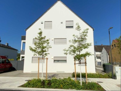 Geschmackvolle, neuwertige 3-Zimmer-Dachgeschosswohnung mit EBK in Reichertshofen