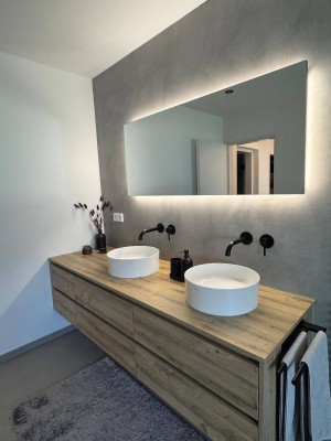 Wunderschön &amp; hochwertig renovierte Eigentumswohnung mit Balkon und Garage