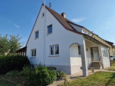 Schönes Haus mit sieben Zimmern in Günzburg (Kreis), Burgau