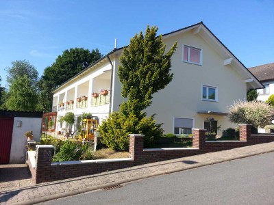 möbliertes Zimmer 21 m² in großer Wohnung - WG für Referendare, Studenten usw.