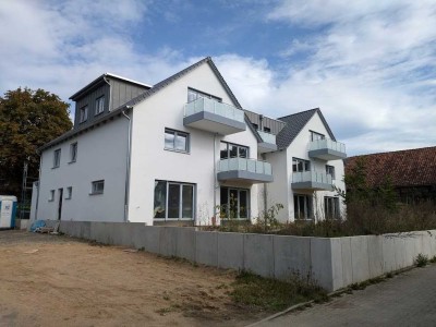 Neubau Erstbezug! Maisonette-Wohnung mit Terrasse, Garten, sep. Eingang