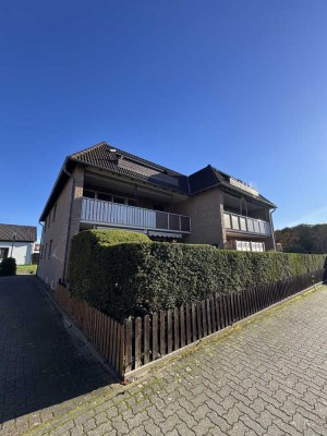 Peine - Stadt / Schöne Eigentumswohnung mit Garage in Bestlage in der Kastanienallee !