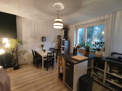 Nachmieter gesucht zum 01.09. – 2,5-Zimmer-Wohnung in Frohnhausen (nahe Bahnhof West)
