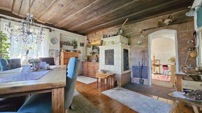 Ein Paradies für Kinder  Haus Pool, Wintergarten, Loungebereich,  Grundstück teilbar, SG ausbaufähig