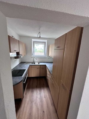 Erstbezug nach Kernsanierung: Moderne-3-Zimmerwohnung