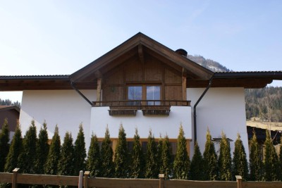 Haus im Tiroler Landhausstil in ruhiger und sonniger Lage