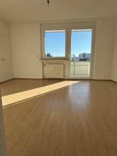 Helle 3-Zimmer-Wohnung im 2. OG mit Balkon in Ostfildern