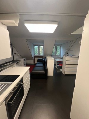 Exklusive, möblierte 2,5-Raum-Maisonette-Wohnung mit gehobener Innenausstattung in Trier