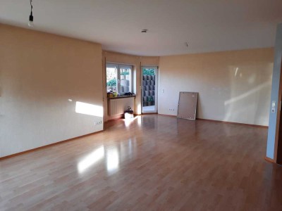 Ansprechende 3-Zimmer-Wohnung mit Terrasse und 2 Stellplätzen in Malsch
