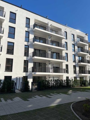 Exklusive 2-Zimmer-Wohnung mit Balkon und EBK in Offenbach am Main