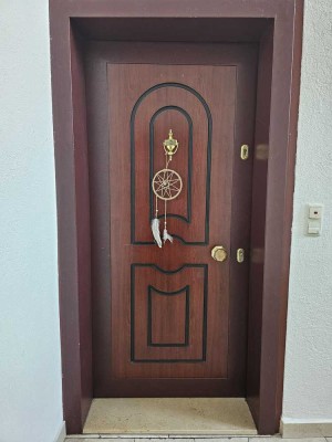 Attraktive 4-Zimmer-Wohnung in Kasteler Str, Wiesbaden