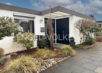 QUERUM: ATRIUM-BUNGALOW MIT EINSTELLPLATZ