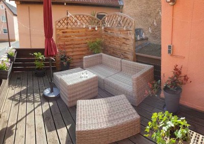 Wohnen in ruhiger Lage direkt in Neustadt (nähe Marktplatz), renovierter Altbau, 1.OG