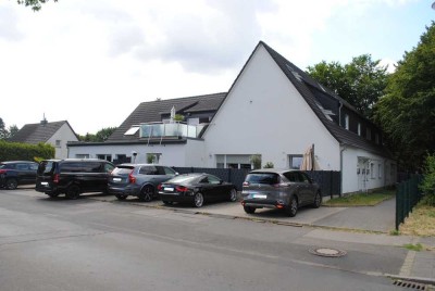 Eigentumswohnung im Hauscharakter mit großer Terrasse und eigenem Eingang