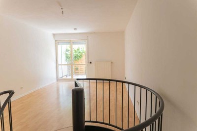 RESERVIERT*Bezugsfrei * schöne 2,5 Zimmer - Erdgeschosswohnung mit Garten