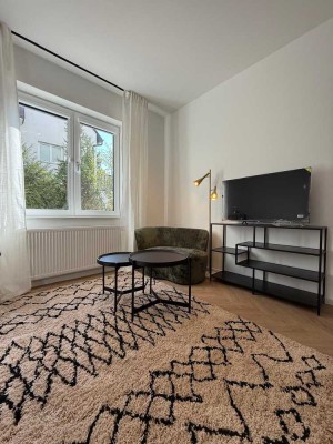 *ERSTBEZUG 1 Zimmer Traum -  mit hochwertiger Möblierung & Design-Küche