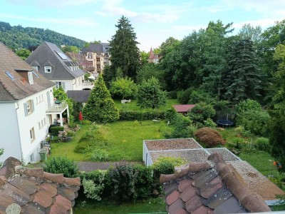 Geschmackvolle, sanierte 2-Raum-Maisonette-Wohnung in Freiburg