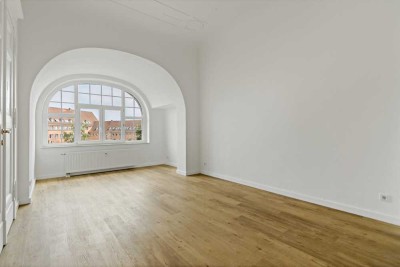 Stuck, Stil, Stellplatz-Exklusives Wohngefühl in Freiimfelde!