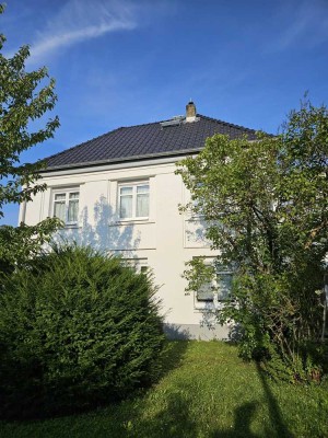 Schöne 2 Zimmer-Wohnung mit Einbauküche in Kelkheim