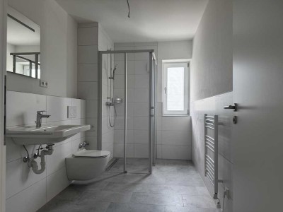 Neubau 2 Zimmer inkl. Einbauküche in  94469 Deggendorf