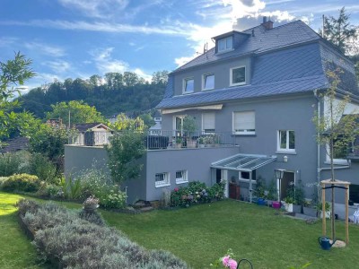 Traumhafte, moderne 4-Zimmer-EG-Wohnung mit gehobener Innenausstattung in Jugendstilvilla in Koblenz