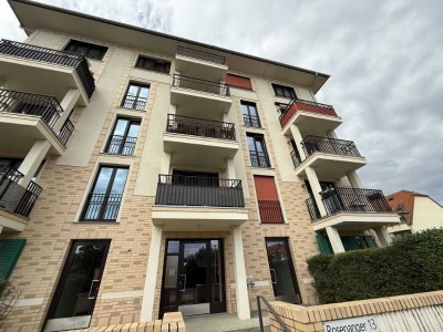 EG-Terrassenwohnung mit 2 Bädern!