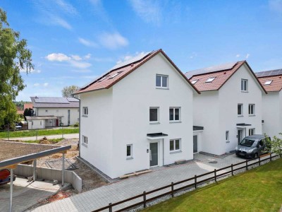 KfW-QNG Neubau! Bezugsfreies Einfamilienhaus mit großem Garten