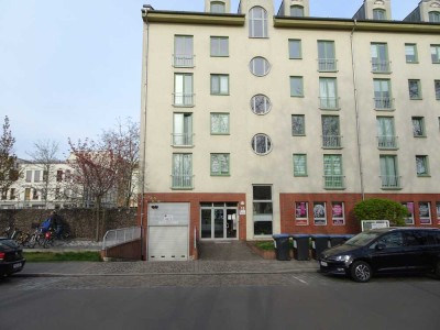 Attraktive 3-Raum Whg im Leerstand.  zentrale Lage, fußläufig zum Augustusplatz