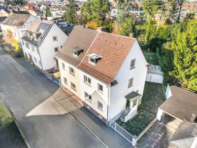 Charmante Doppelhaushälfte auf großzügigem Grundstück in bevorzugter Lage von Bonn - Beuel