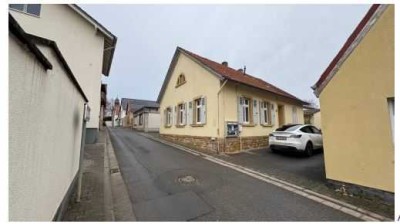 Schmuckkästchen in Gau-Weinheim