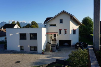 Schönes Einfamilienhaus mit vier Zimmern und EBK in Lustenau