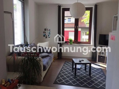 Tauschwohnung: 2 1/2 Zimmerwohnung in schöner Straße