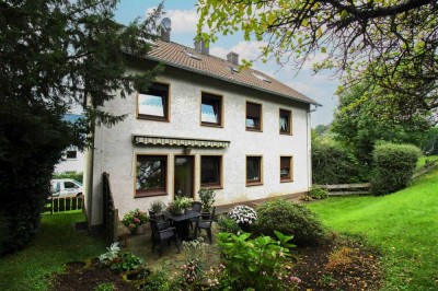 Zweifamilienhaus mit großem Potenzial und Bauoption in Ennepetal-Voerde