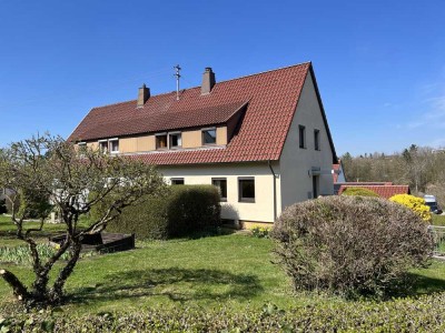 Schmuckstück auf großem Grundstück