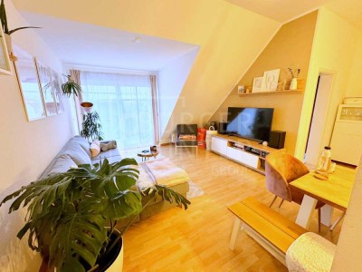 Schön geschnittene & helle 2-ZKB-Wohnung * Balkon * Einbauküche * Tiefgaragenstellplatz