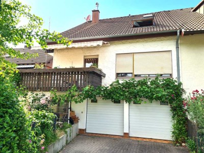 2 FAMILIENHAUS MIT EINBAUKÜCHEN, 2 BALKONEN, 3 BÄDERN SOWIE EINER DOPPELGARAGE