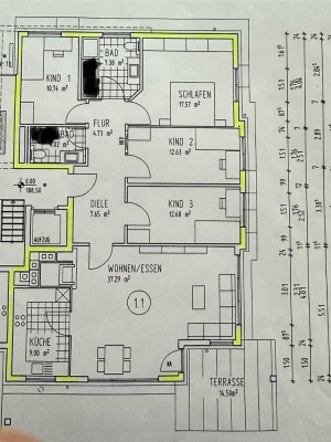 Großzügige 5- Zimmerwohnung mit Garten