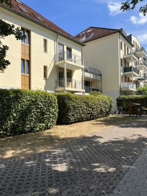 Hübsches, ruhiges Apartment mit Balkon in  der Hans-Schäfer-Straße zu vermieten