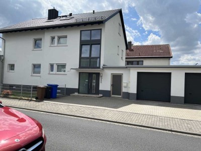 Sehr schöne 2-Zimmer DG-Wohnung inkl. EBK in Aschaffenburg - Obernau Mainnähe