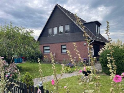 Individuelles Traumhaus auf herrlichem Grundstück in Bokelrehm