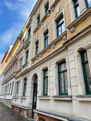 Sanierte 2-Zimmer-Hochparterre-Wohnung mit Balkon im Leipziger Osten