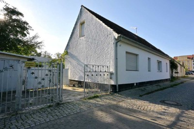 Top Lage! Einfamilienhaus in grüner Umgebung fußläufig zum Schloss Oranienburg