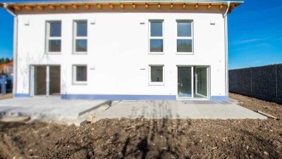 Modernes Wohnen mit unverbaubarem Alpenblick - bezugfertiges 4-Zimmer Musterhaus in Brannenburg